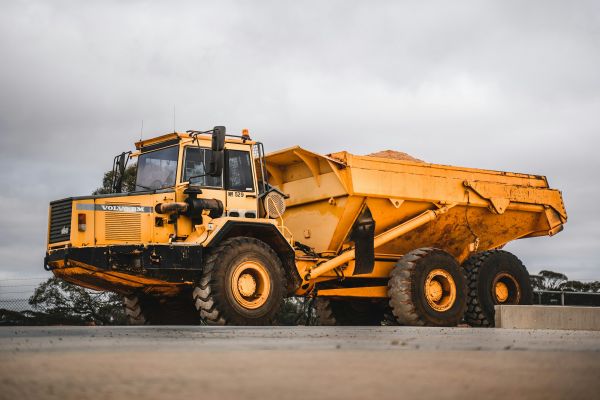 Top avantages de la location d'un camion benne pour vos projets